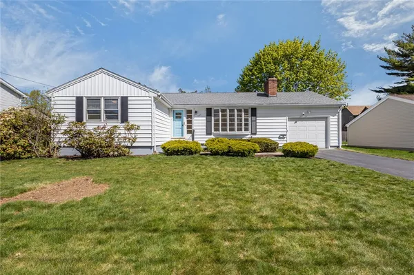 $450,000 | 101 Bateman Avenue, Cranston, RI 02920