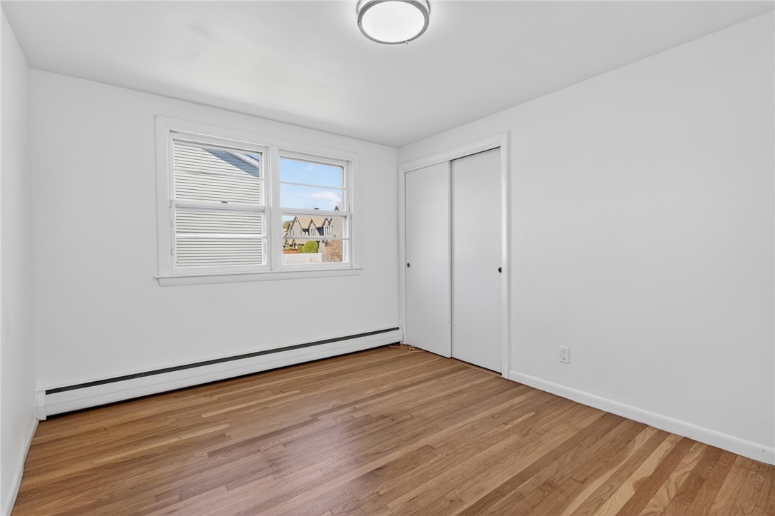 101 Bateman Avenue Cranston, RI 02920 - Photo 15 of 42