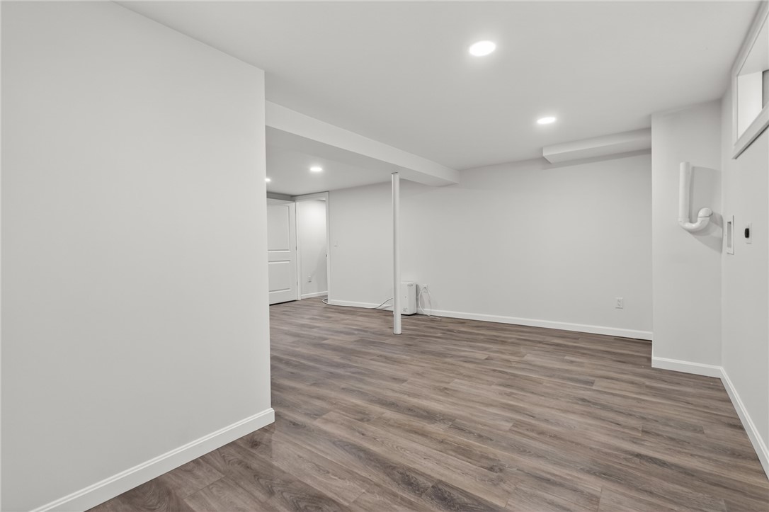 101 Bateman Avenue Cranston, RI 02920 - Photo 34 of 42