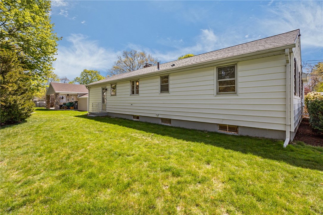 101 Bateman Avenue Cranston, RI 02920 - Photo 39 of 42