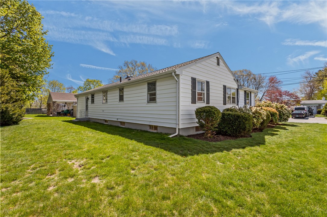 101 Bateman Avenue Cranston, RI 02920 - Photo 41 of 42