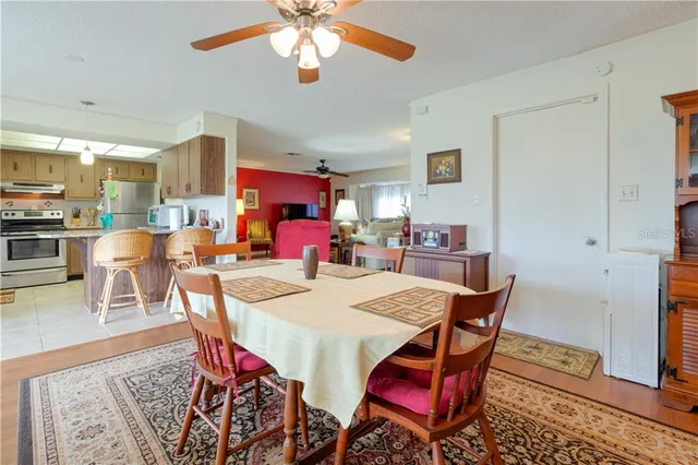 $3,900 | 37 Oakland Hills Place, Rotonda West, FL 33947