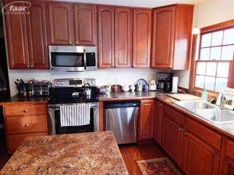4120 East Coldwater Road Flint, MI 48506 - Photo 5 of 17 20392995-4.JPG
