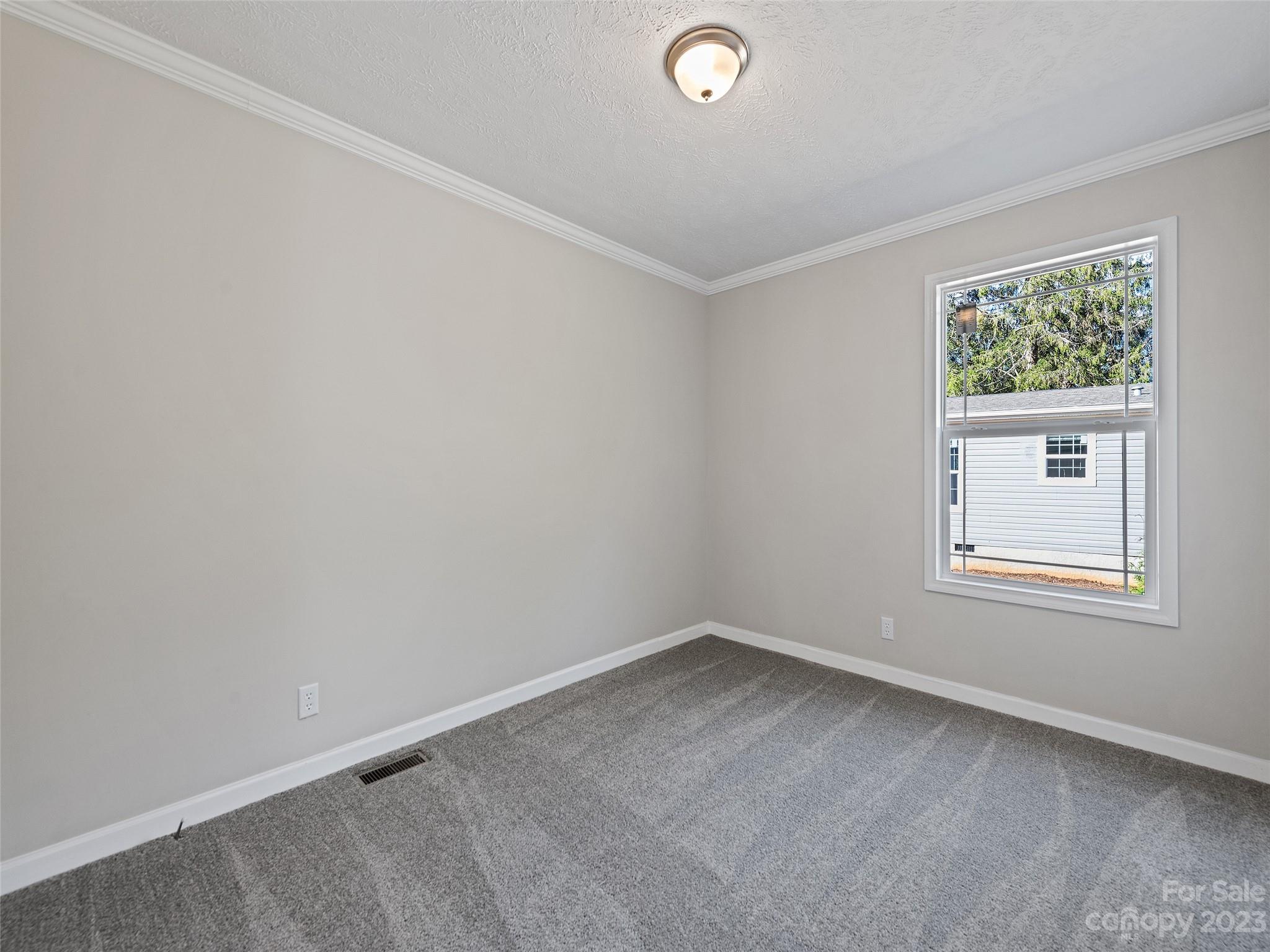 151 Brookside Street Clyde, NC 28721 - Photo 25 of 27 Gallery Image 25