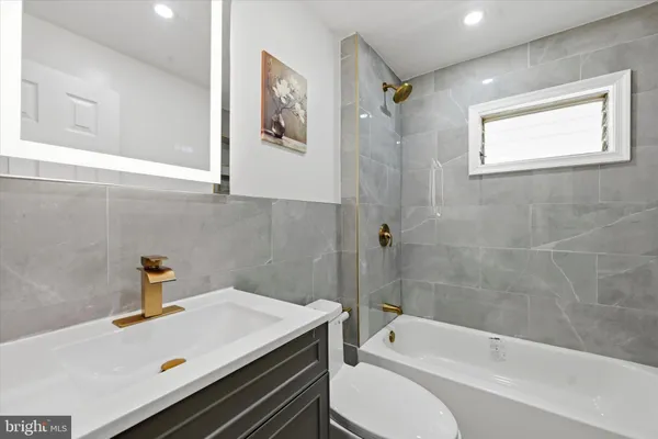 $369,900 | 524 Bethel Avenue, Aston, PA 19014