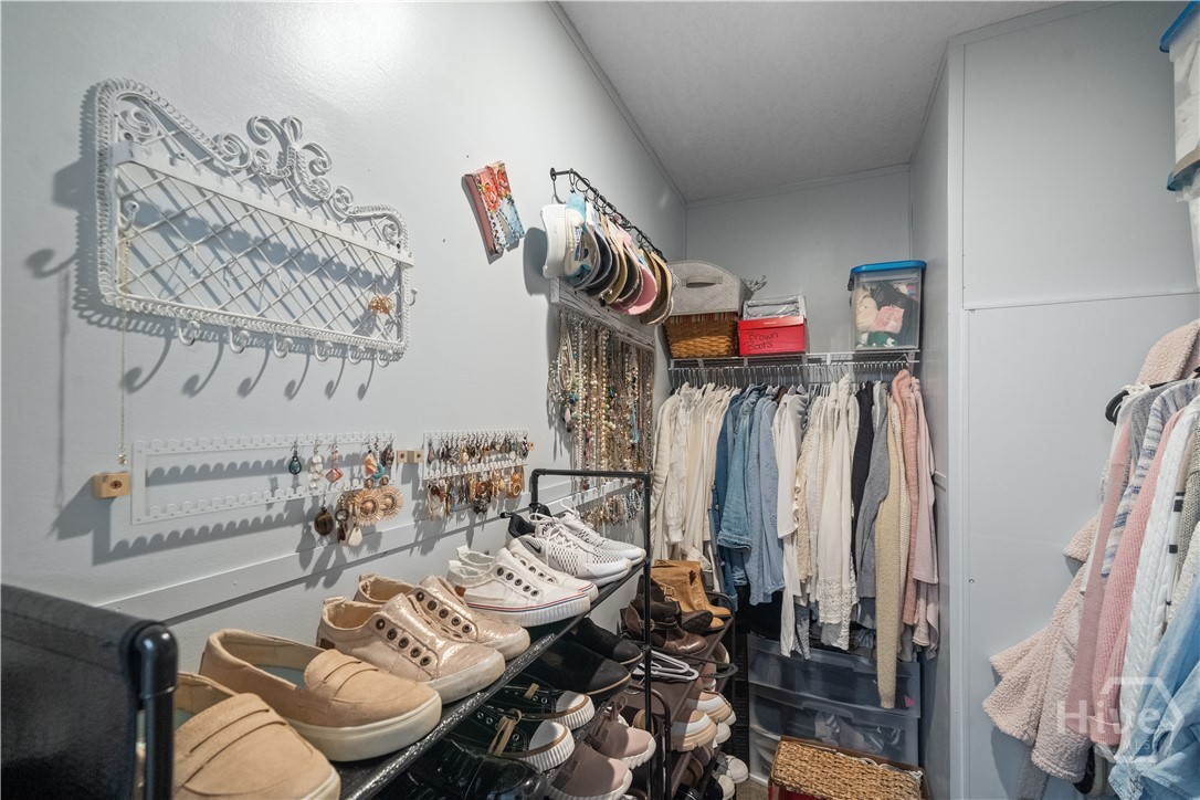 2243 Limerick Road Midway, GA 31320 - Photo 25 of 48 Primary Closet