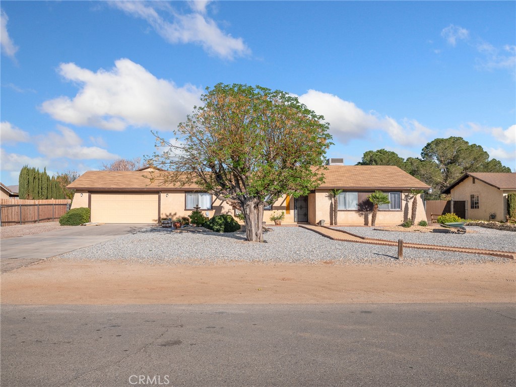 11935 Wapato Road Apple Valley, CA 92308 - Photo 2 of 58