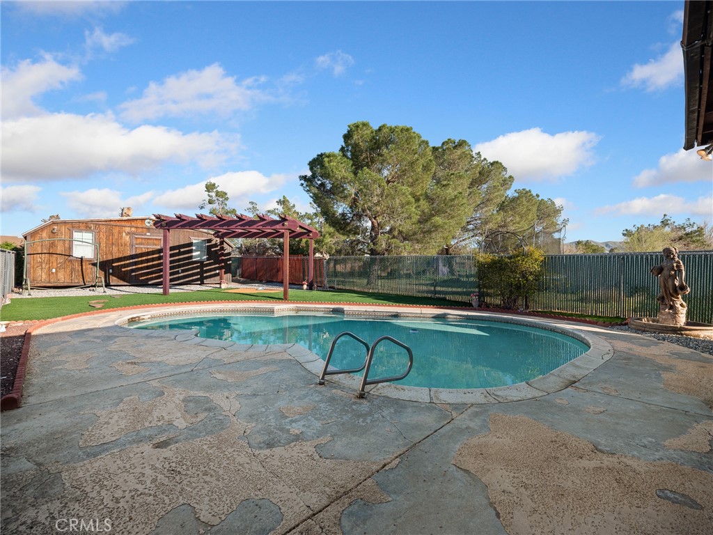 11935 Wapato Road Apple Valley, CA 92308 - Photo 6 of 58