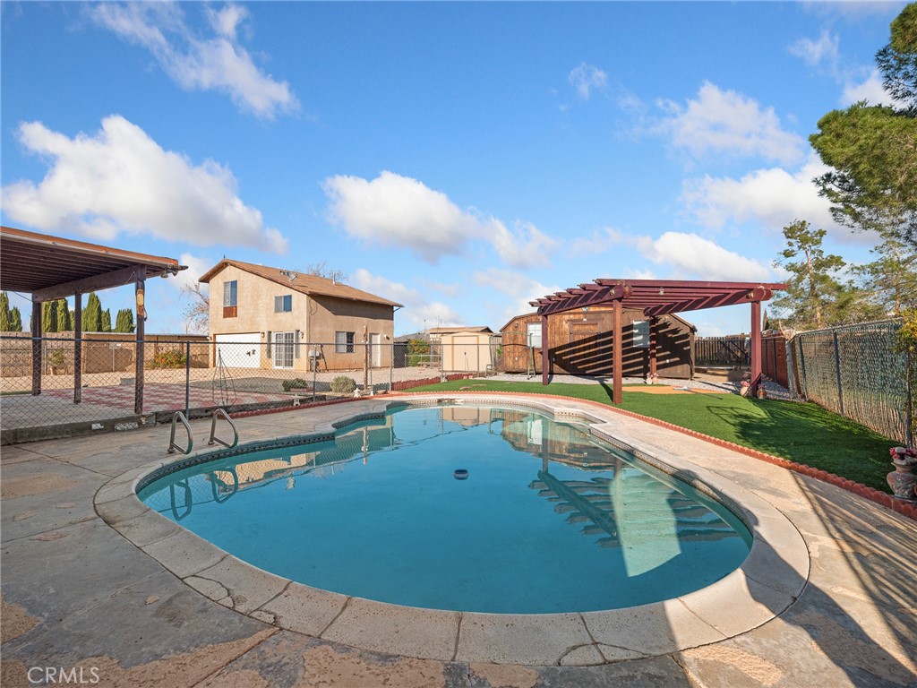 11935 Wapato Road Apple Valley, CA 92308 - Photo 8 of 58