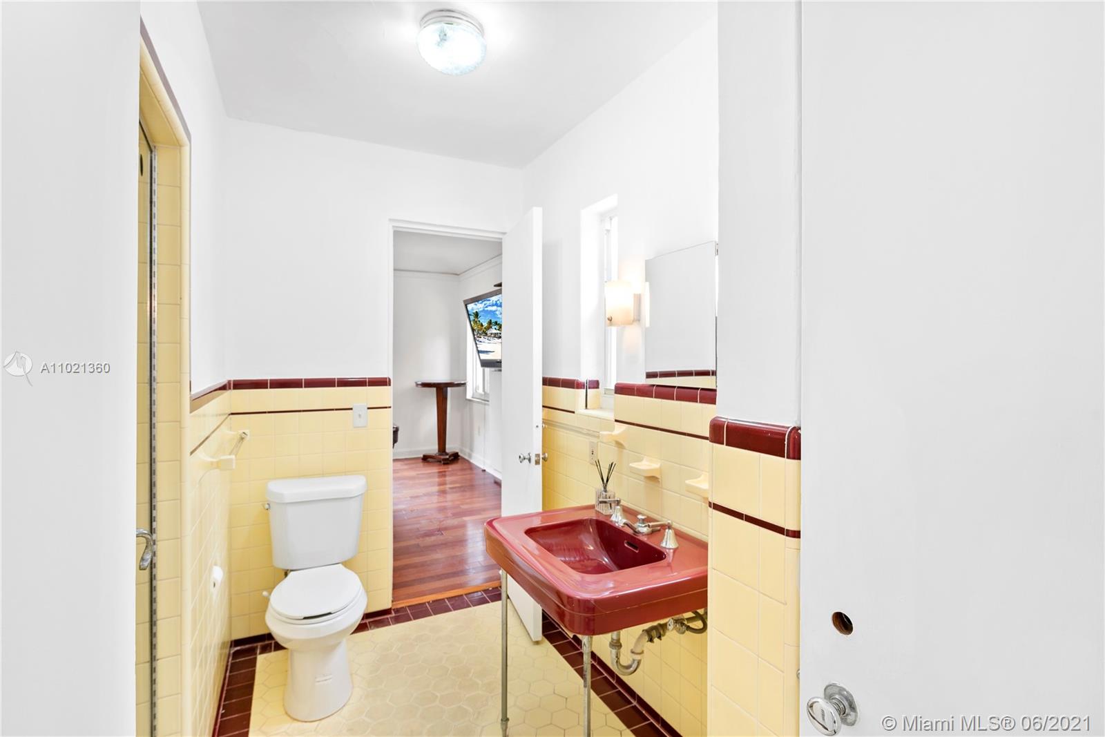 5767 Alton Road Miami Beach, FL 33140 - Photo 39 of 81