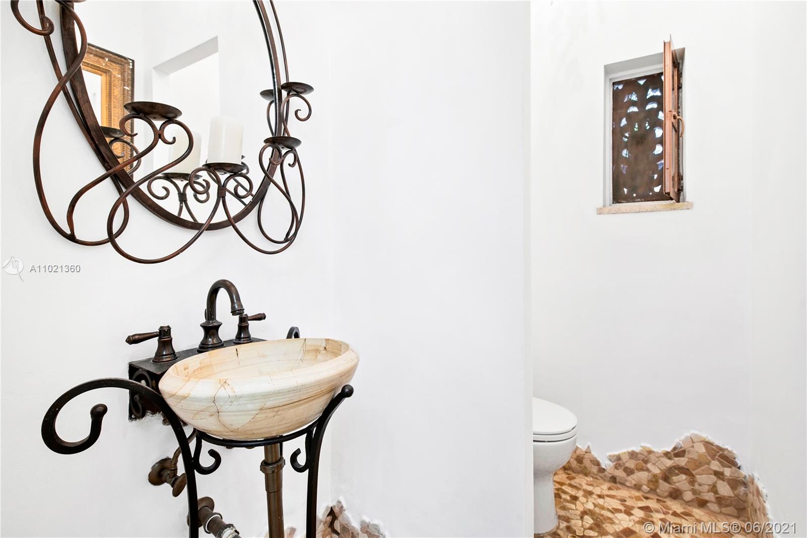 5767 Alton Road Miami Beach, FL 33140 - Photo 40 of 81