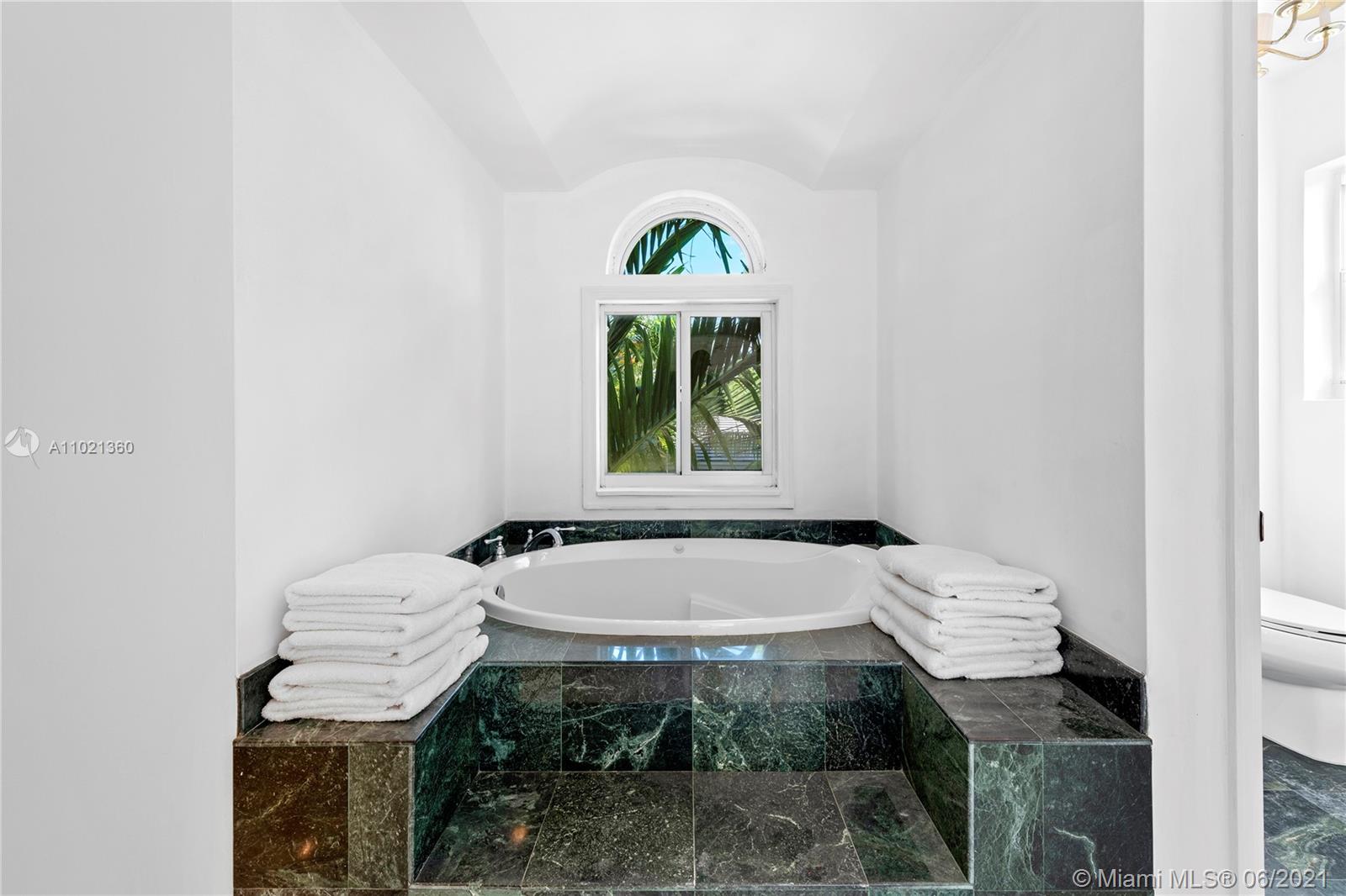 5767 Alton Road Miami Beach, FL 33140 - Photo 46 of 81