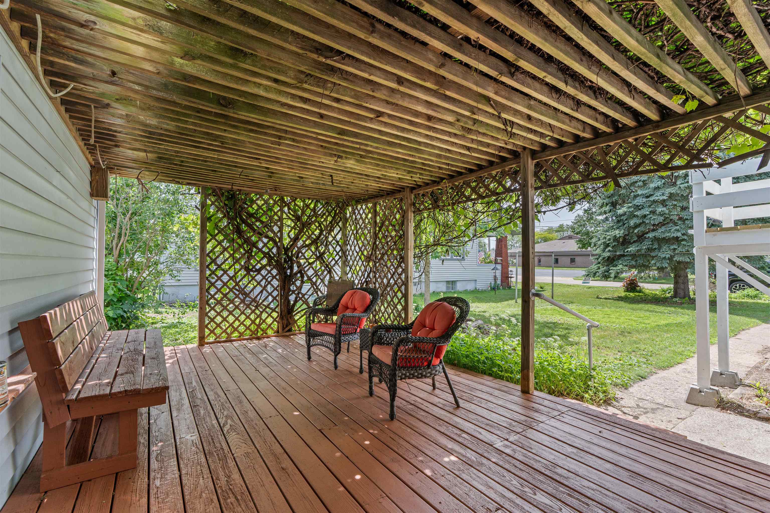 27 9th Street Clintonville, WI 54929 - Photo 40 of 50