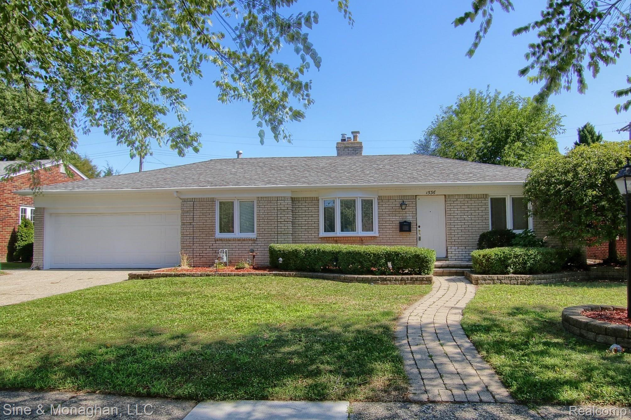 1536 Cook Road Grosse Pointe, MI 48236 - Photo 1 of 39 1-Front.jpg