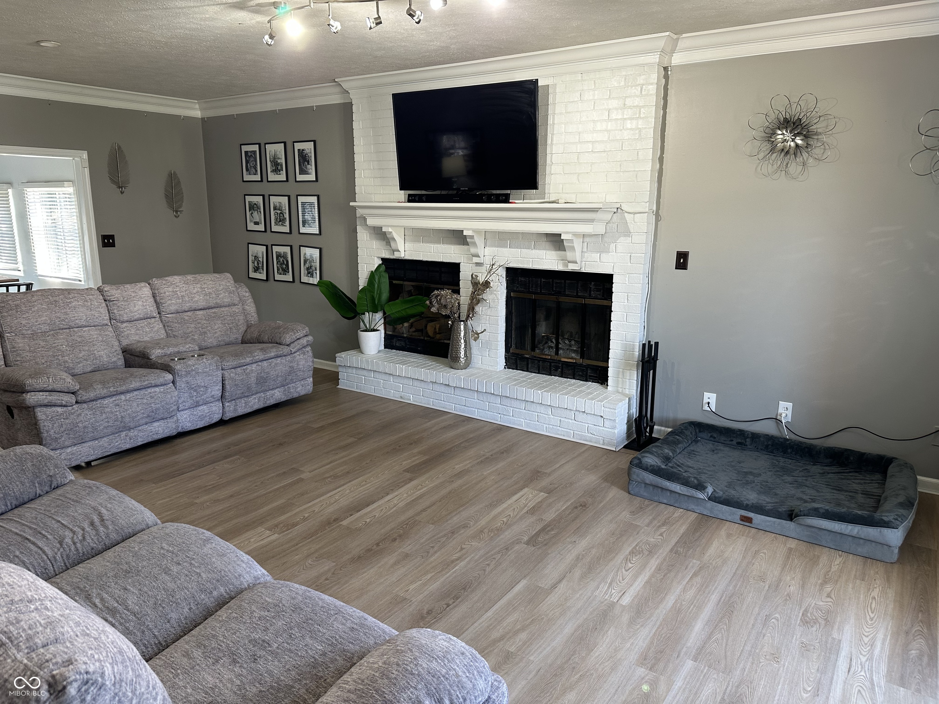 6031 Buck Trail Road Indianapolis, IN 46237 - Photo 5 of 16