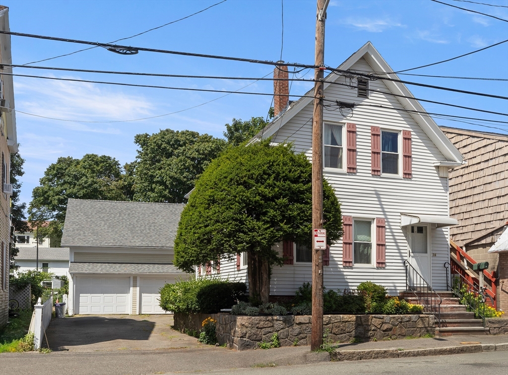 56 Washington Street Gloucester, MA 01930 - Photo 2 of 29