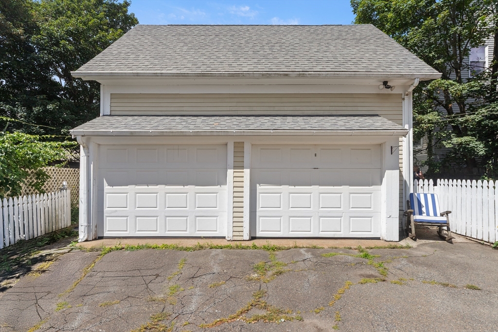 56 Washington Street Gloucester, MA 01930 - Photo 5 of 29 a house with a outdoor space