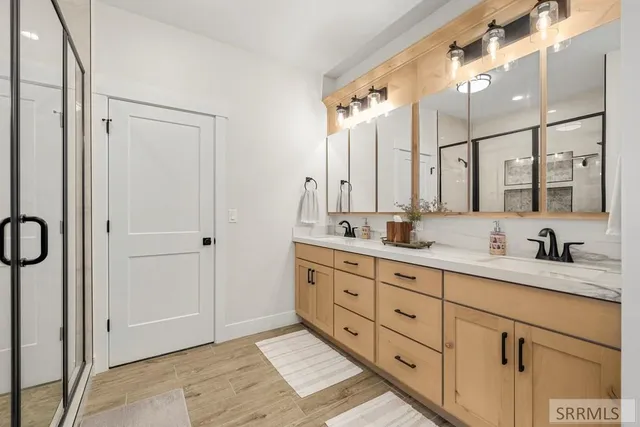 $599,999 | 1468 Bellagio Drive, Ammon, ID 83401