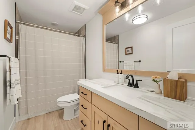 $599,999 | 1468 Bellagio Drive, Ammon, ID 83401