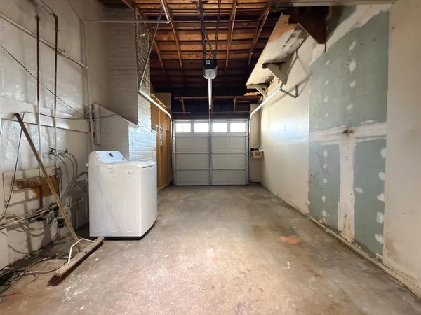 $3,800 | 15935 Paseo Largavista, San Lorenzo, CA 94580
