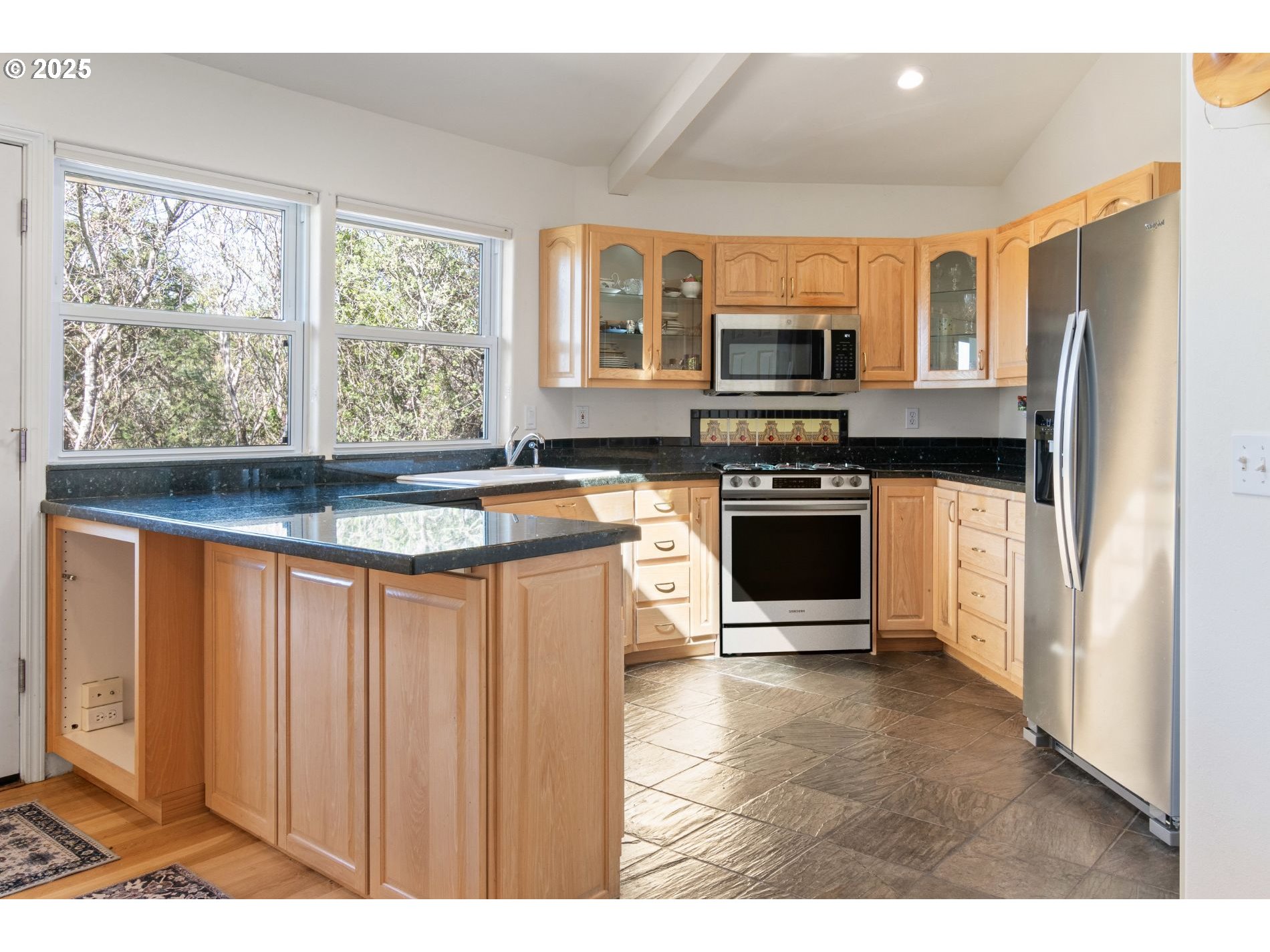 3735 Highway 101 Yachats, OR 97498 - Photo 9 of 26