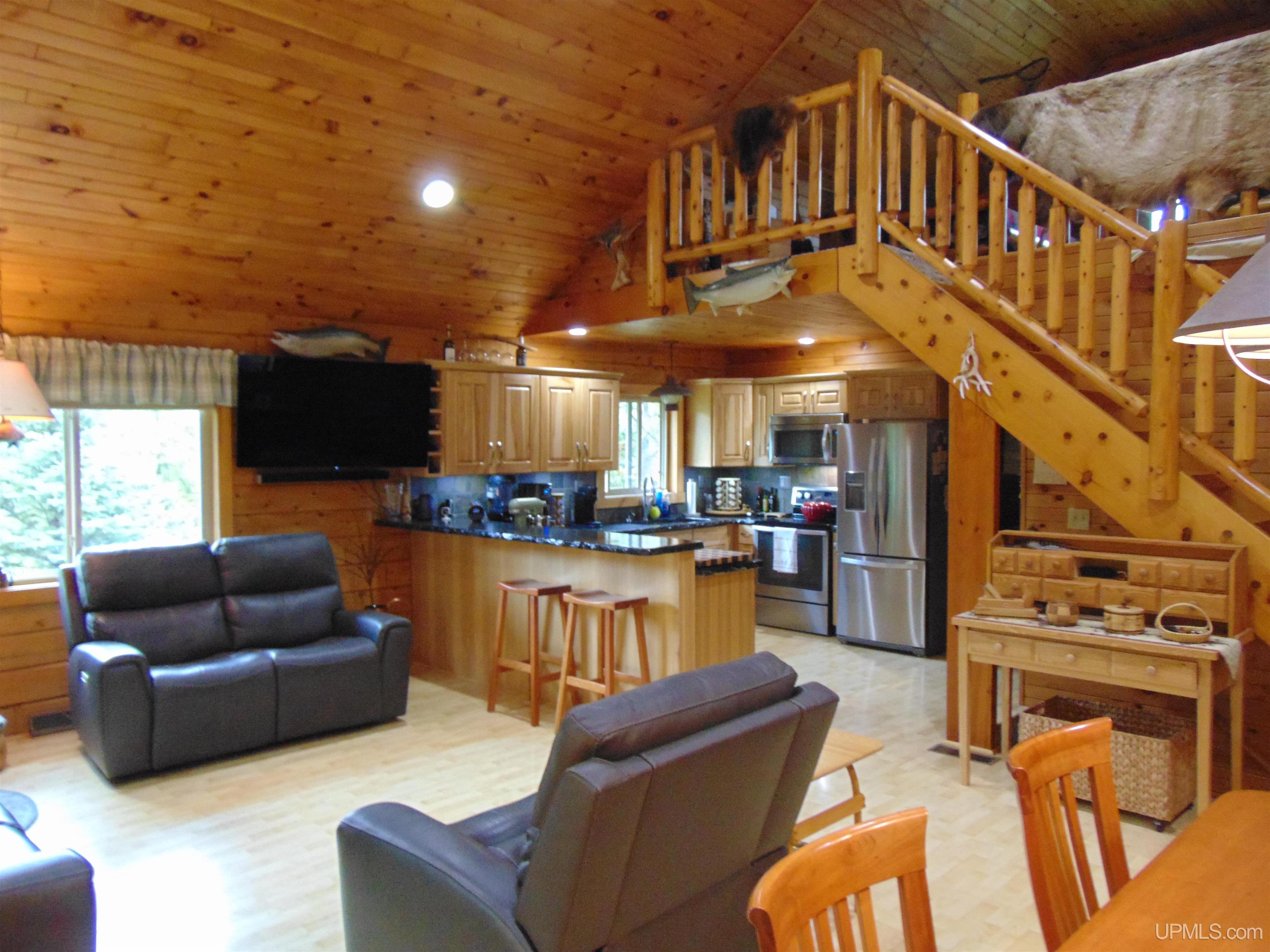 2792 County Line Road Vulcan, MI 49892 - Photo 12 of 99