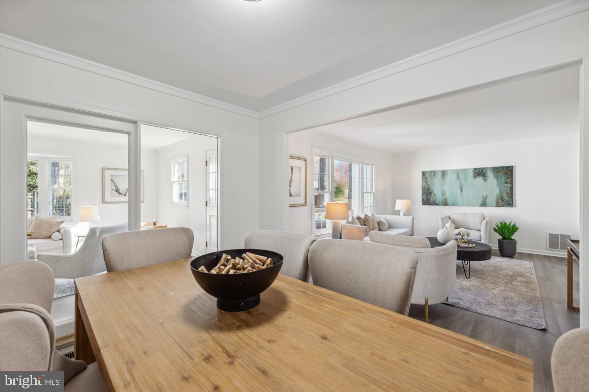 9436 Wallingford Drive Burke, VA 22015 - Photo 12 of 41