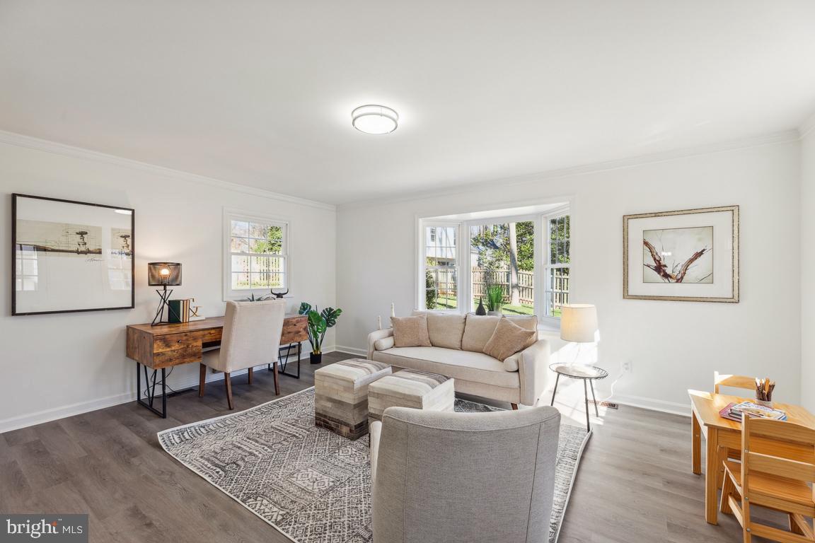 9436 Wallingford Drive Burke, VA 22015 - Photo 14 of 41