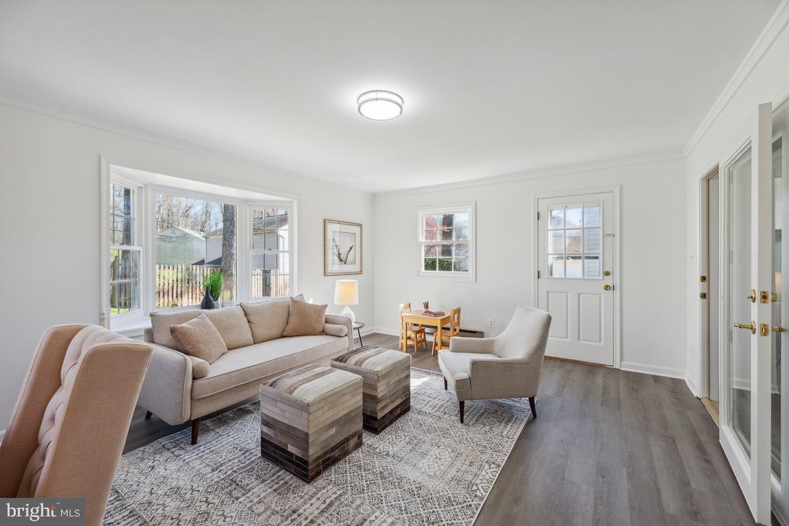 9436 Wallingford Drive Burke, VA 22015 - Photo 15 of 41