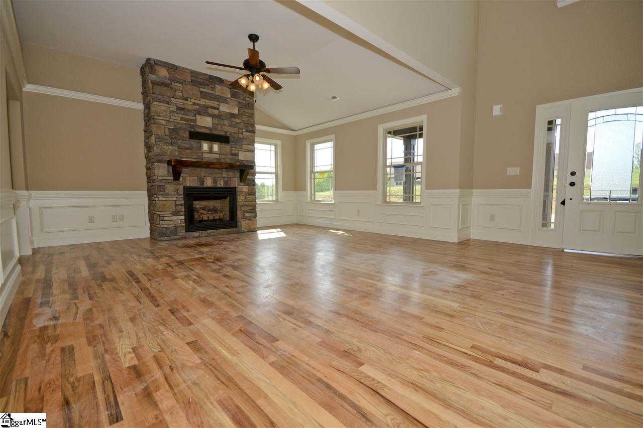 351 Mellow Way Greer, SC 29651 - Photo 8 of 31