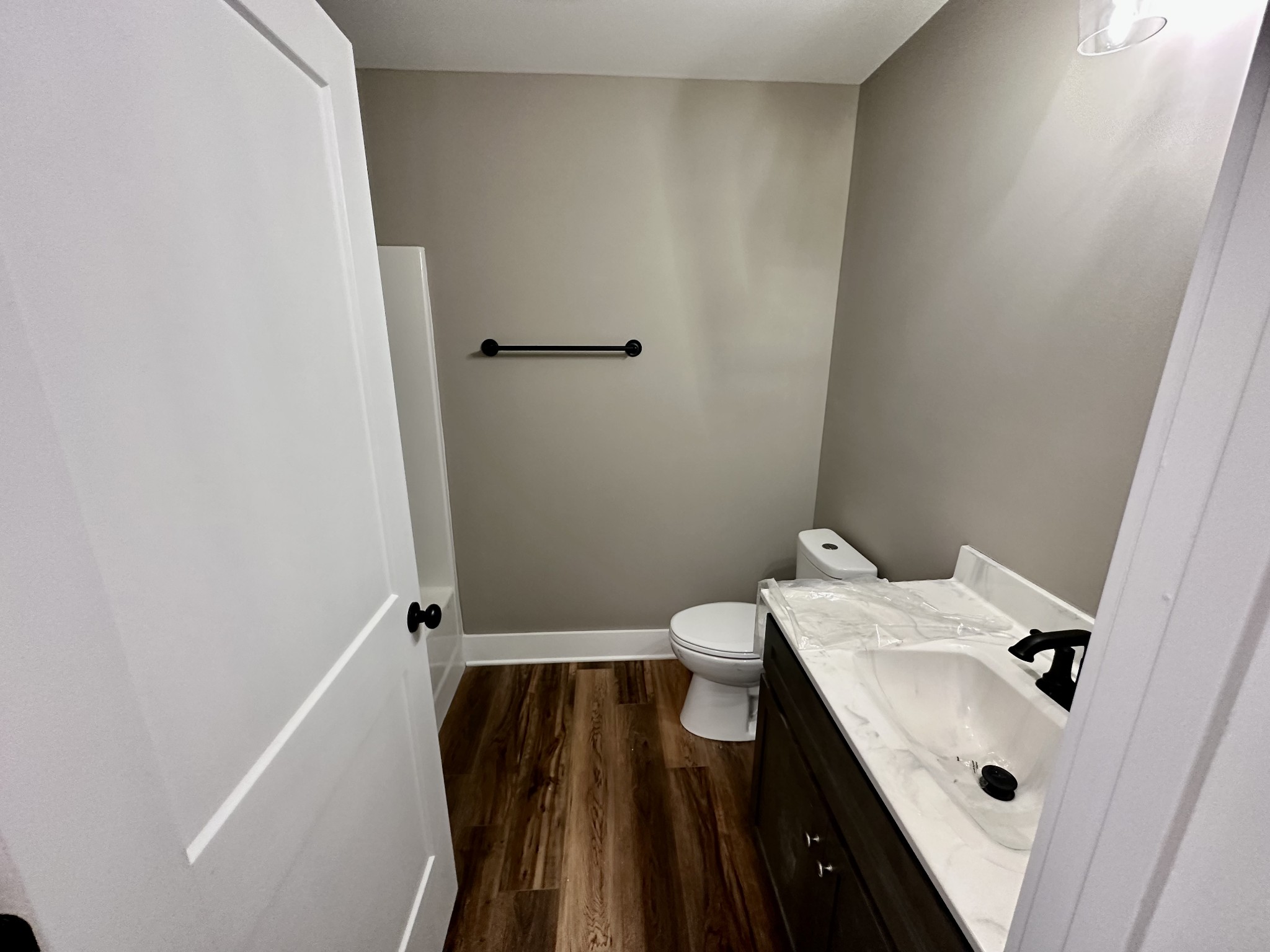 412 South Aztec Drive White House, TN 37188 - Photo 12 of 15 a bathroom with a sink and toilet
