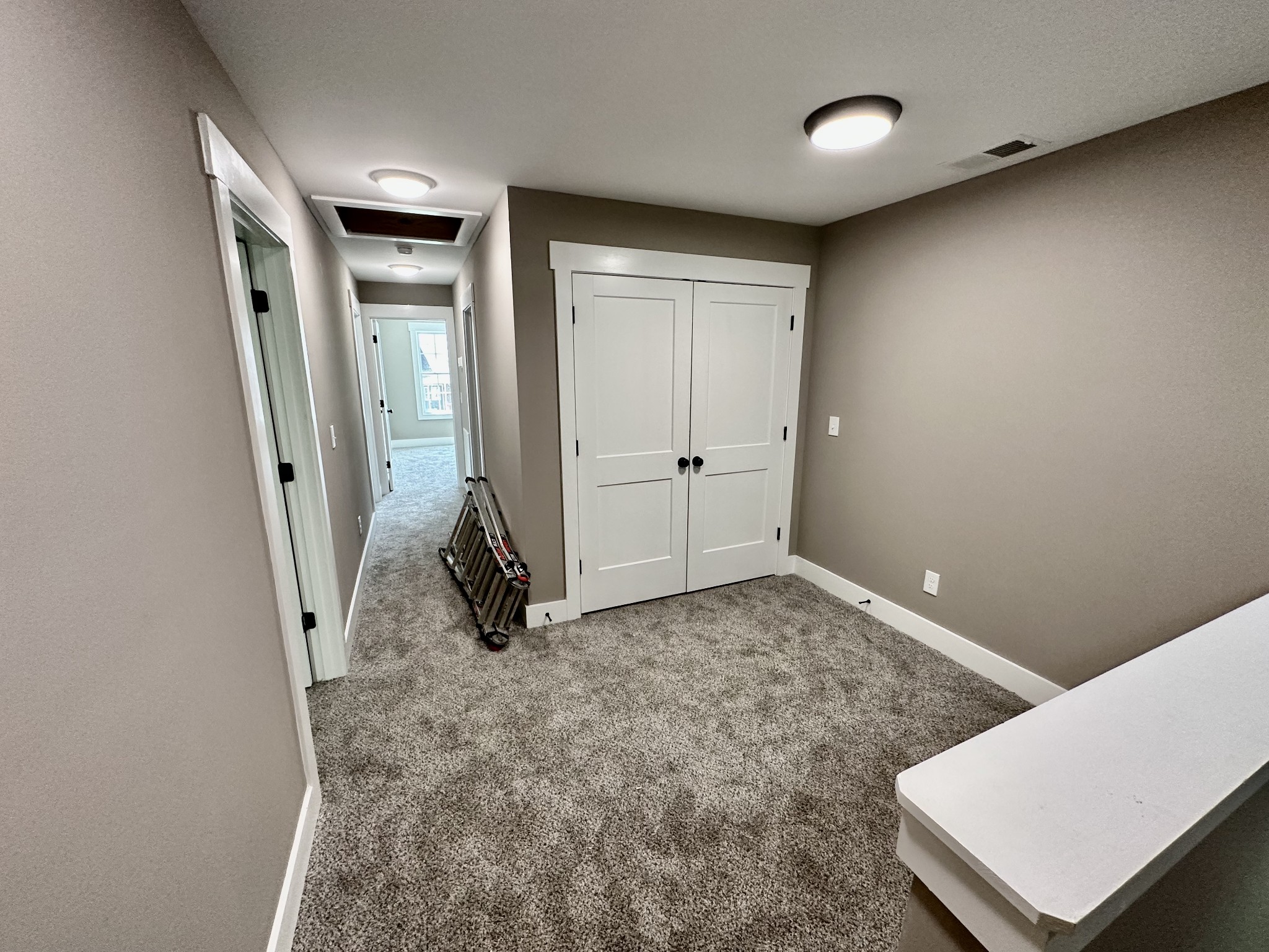 412 South Aztec Drive White House, TN 37188 - Photo 7 of 15 a view of a hallway to rooms