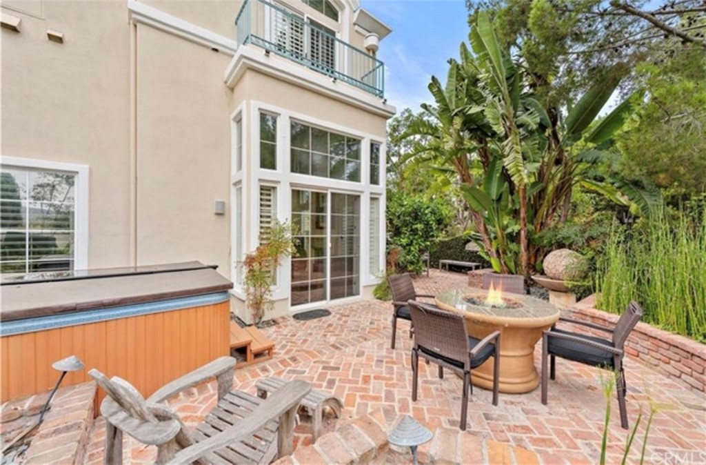 2 Chandon Newport Coast, CA 92657 - Photo 15 of 22 a view of a house with backyard and sitting area