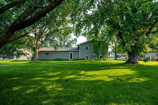 $280,000 | 505 1st Avenue, Raymond, MN 56282