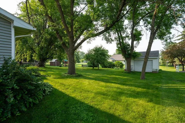 $280,000 | 505 1st Avenue, Raymond, MN 56282