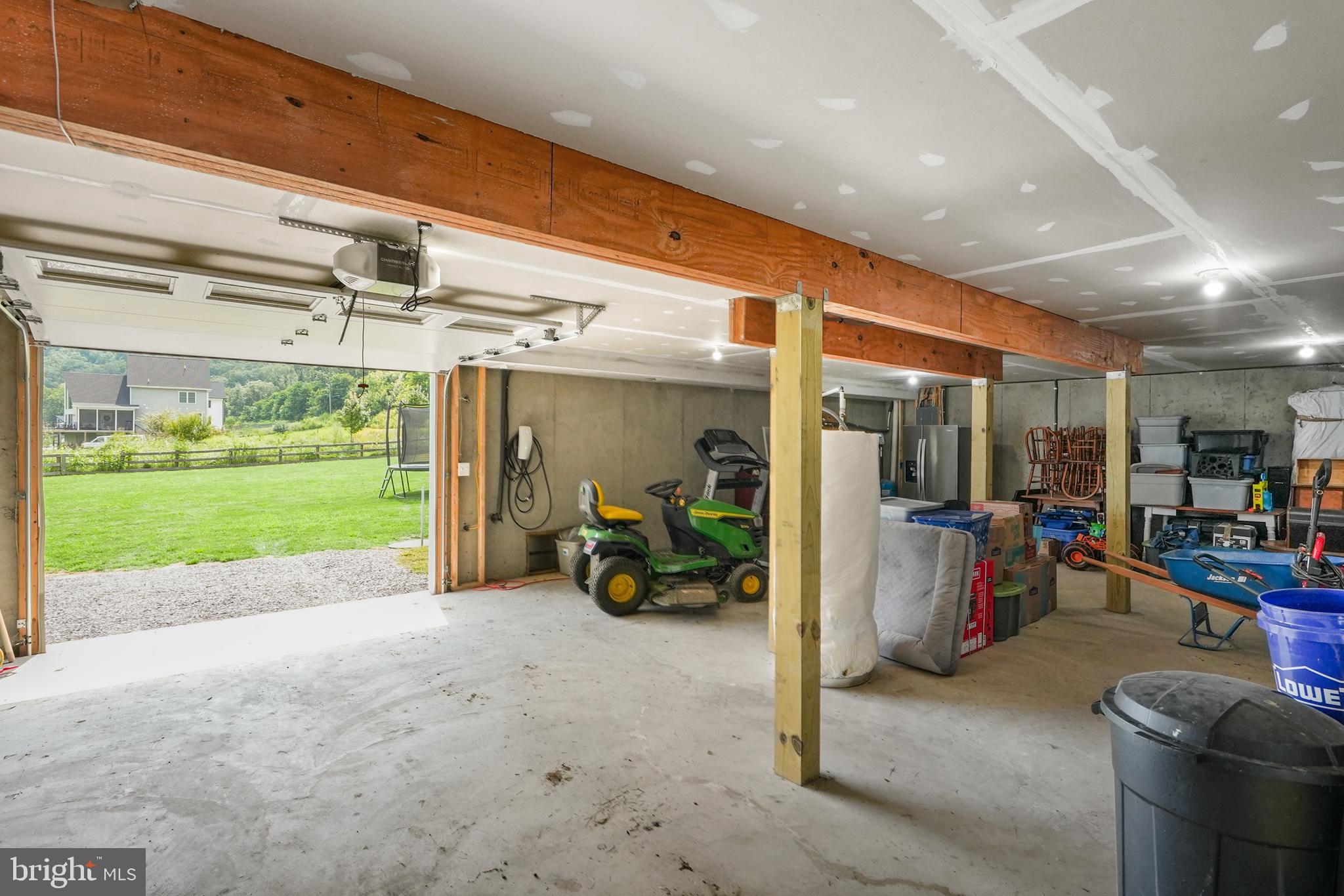735 Sunset Village Road Front Royal, VA 22630 - Photo 46 of 82 Tons of Stoarge