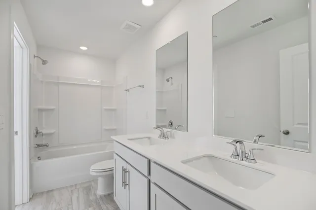 $394,420 | 7135 Cedarcrest Court, Fairview, TN 37062