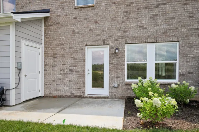 $394,420 | 7135 Cedarcrest Court, Fairview, TN 37062