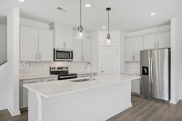 $394,420 | 7135 Cedarcrest Court, Fairview, TN 37062