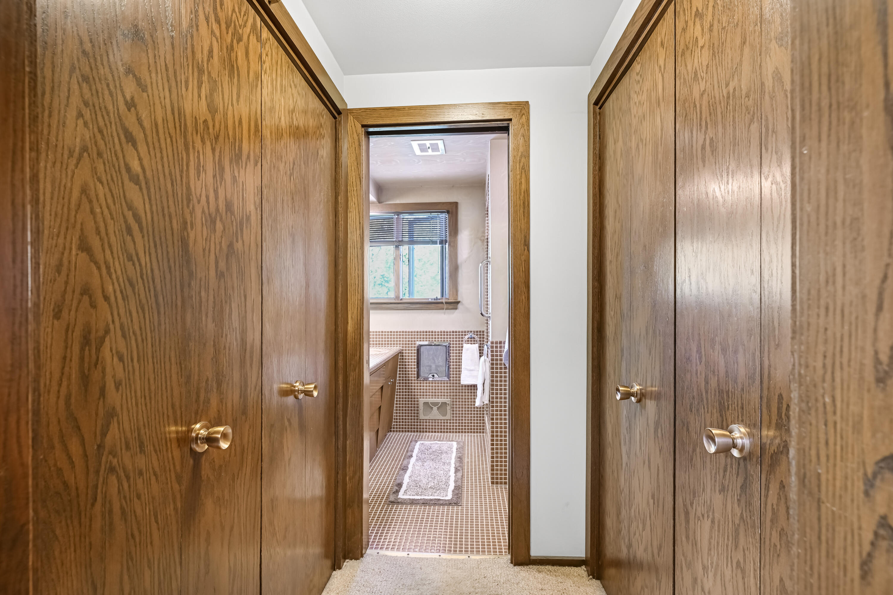 8925 North Maitland Road Bayside, WI 53217 - Photo 19 of 40 Double Closets