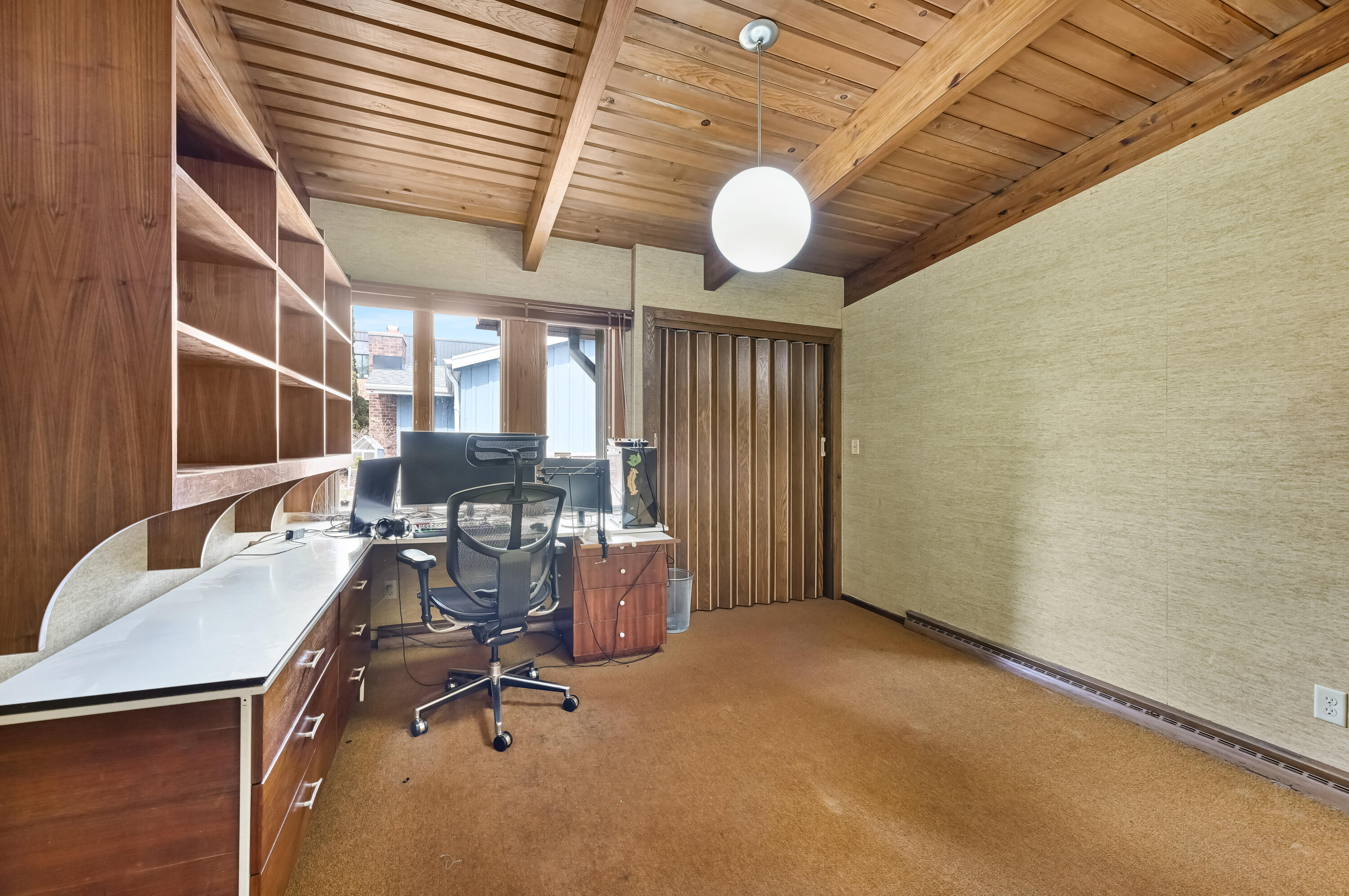 8925 North Maitland Road Bayside, WI 53217 - Photo 23 of 40 Bedroom or Main Floor Office