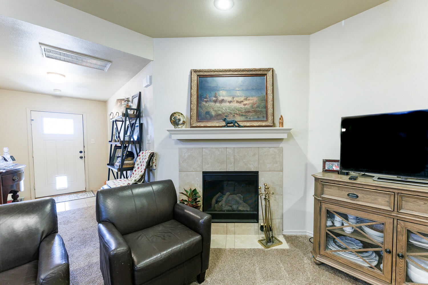 3113 113th Street Lubbock, TX 79423 - Photo 6 of 27 Living Area