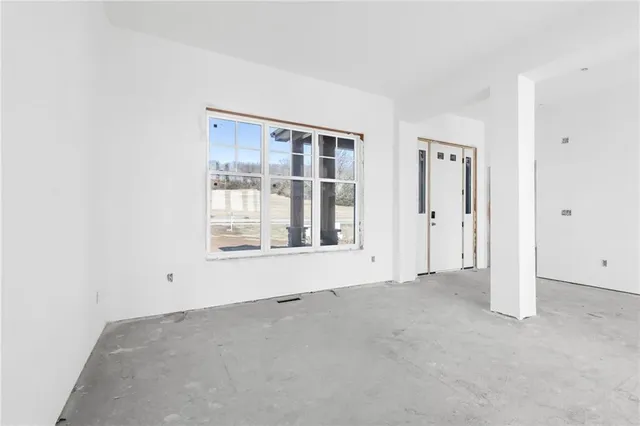 $859,000 | 2017 Vilas Street, Leavenworth, KS 66048