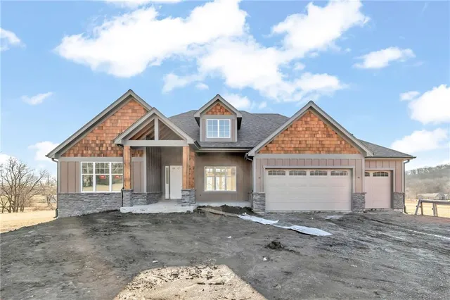 $859,000 | 2017 Vilas Street, Leavenworth, KS 66048