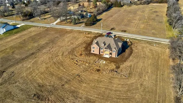 $859,000 | 2017 Vilas Street, Leavenworth, KS 66048