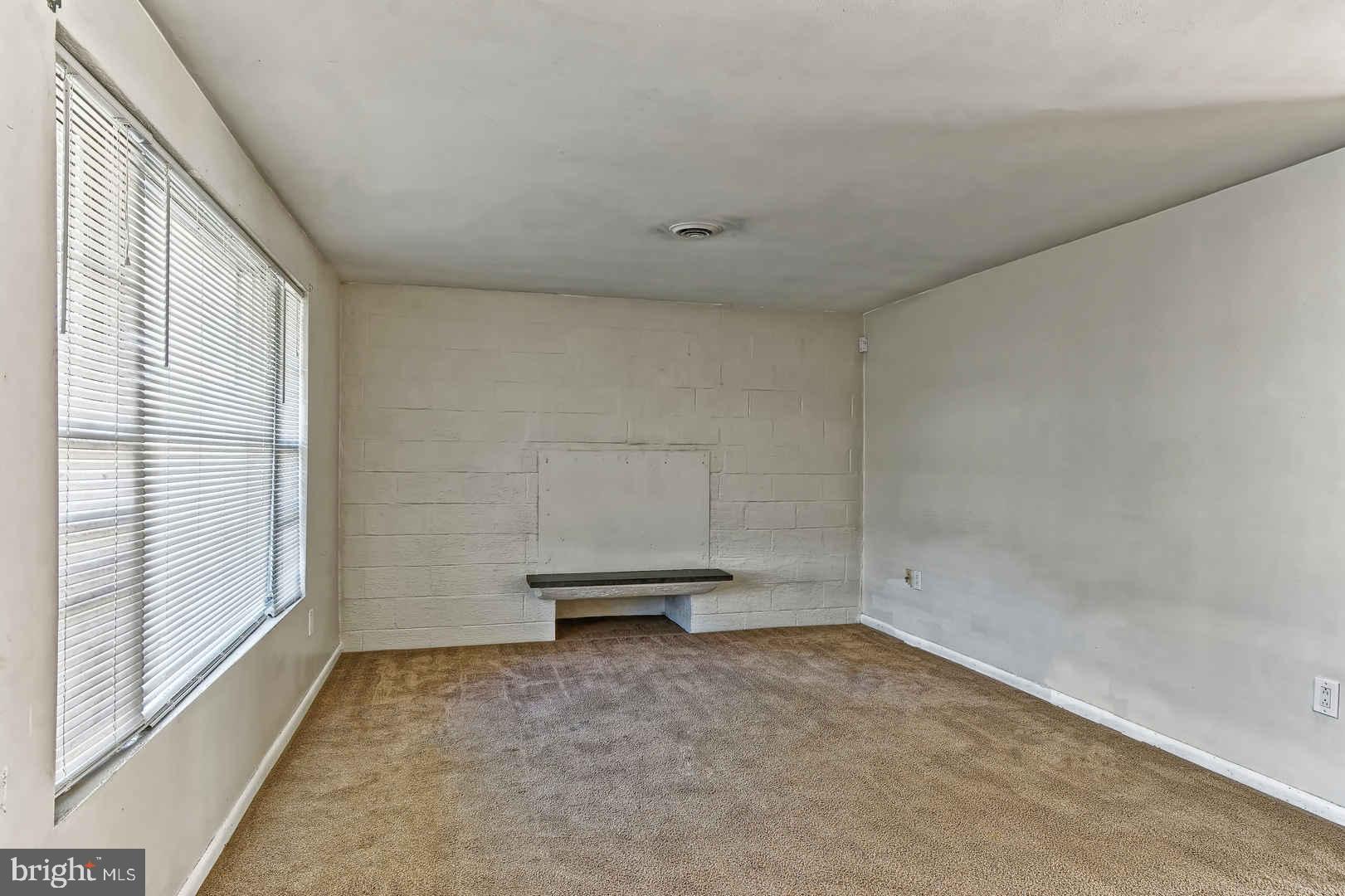 368 Democrat Road Gibbstown, NJ 08027 - Photo 18 of 20