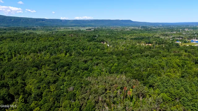 $169,900 | 5603 Grant Hill Road, Voorheesville, NY 12186