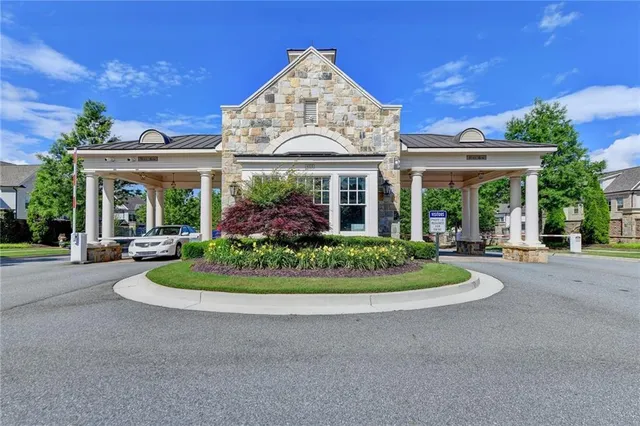 $945,000 | 1001 Shurcliff Lane, Duluth, GA 30097