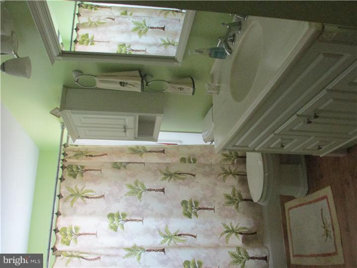 1608 Silver Birch Road Williamstown, NJ 08094 - Photo 8 of 25 Gallery Image 8
