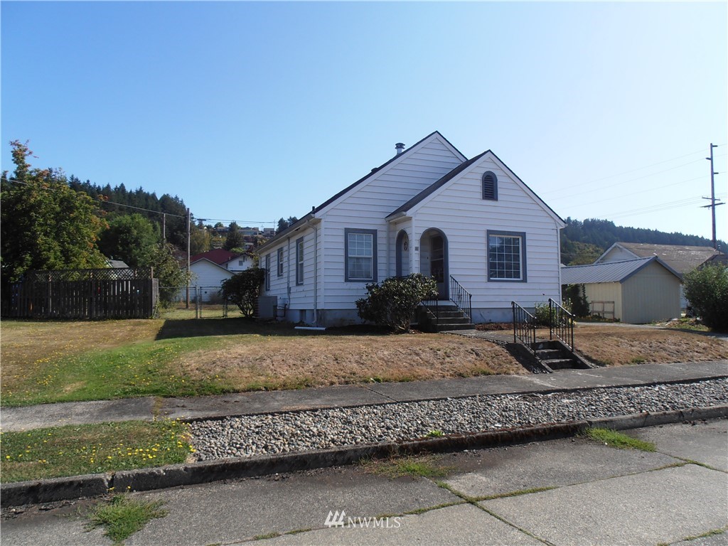 66 Southwest Saunders Way Chehalis, WA 98532 - Photo 2 of 14 Gallery Image 2
